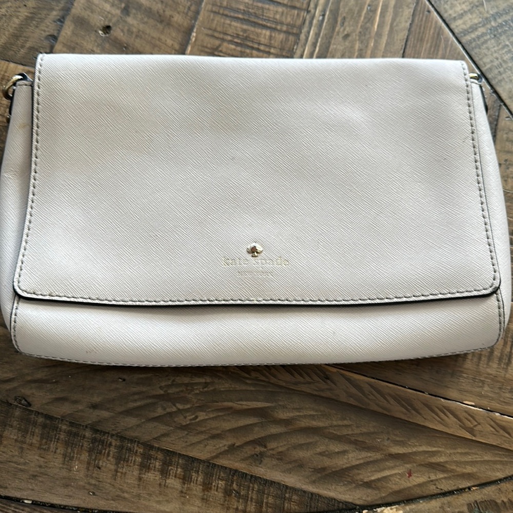 Kate spade purse. Stone.